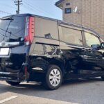 ノア X タイプ2 サードシート付 4WD