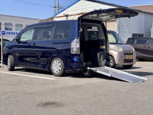 ヴォクシー X Lエディション タイプ2 4WD