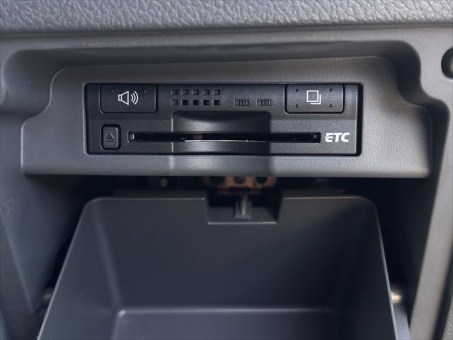 ヴォクシー X Lエディション タイプ2 4WD
