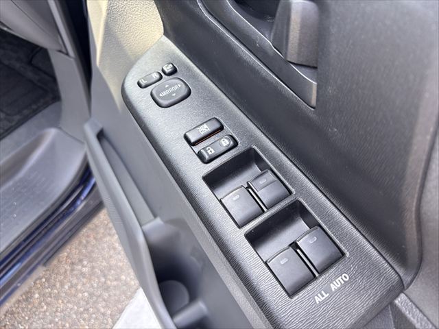 ヴォクシー X Lエディション タイプ2 4WD