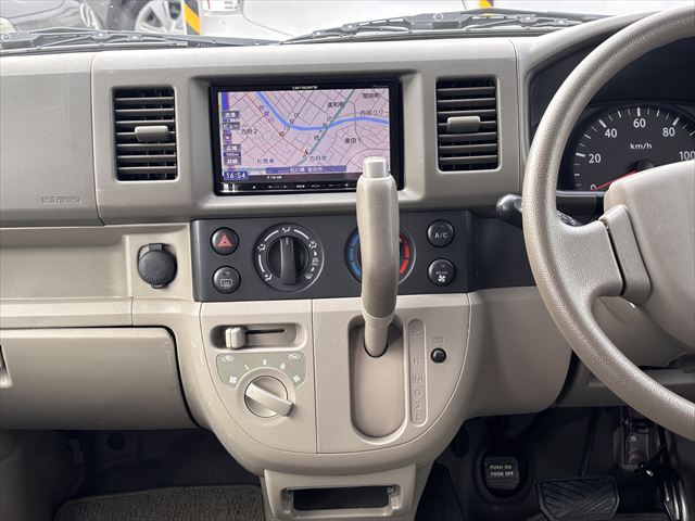 エブリイワゴン スローパー 補助シート付 4WD