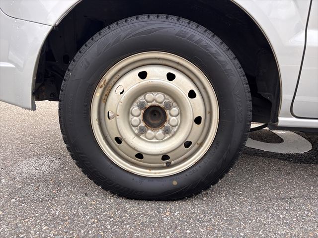 エブリイワゴン スローパー 補助シート付 4WD