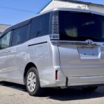 ヴォクシー X タイプ2 サードシート付 4WD