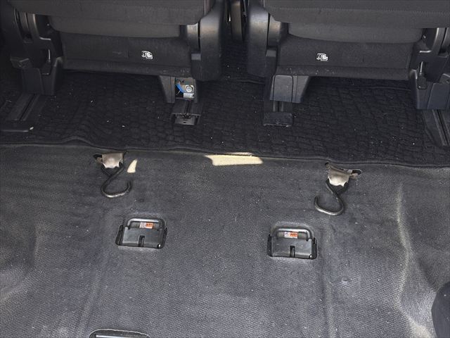 ヴォクシー X タイプ2 サードシート付 4WD