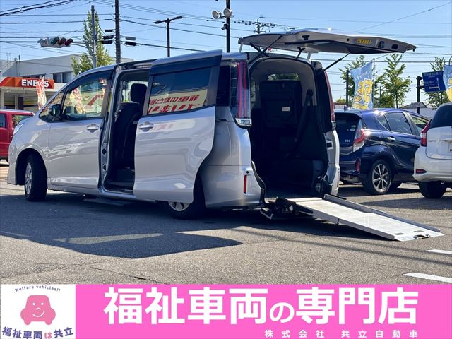 ノア X タイプ1 スロープタイプ 車いす1名 4WD