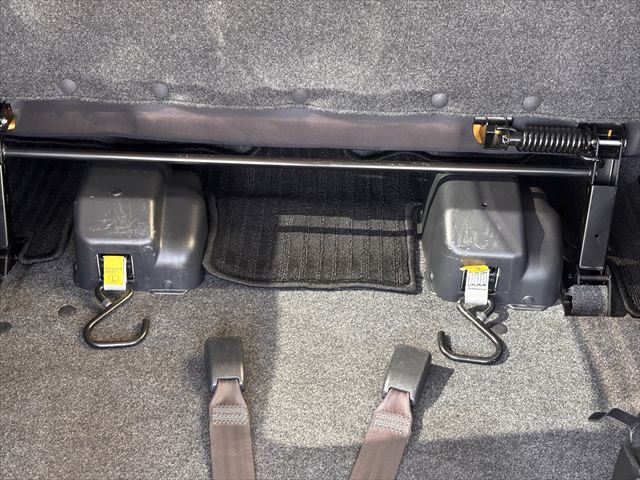 アトレーワゴン スロープ リア補助シート付 4WD