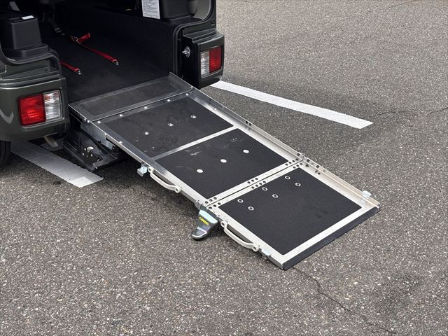 NV100クリッパーリオ チェアキャブ スロープ 4WD
