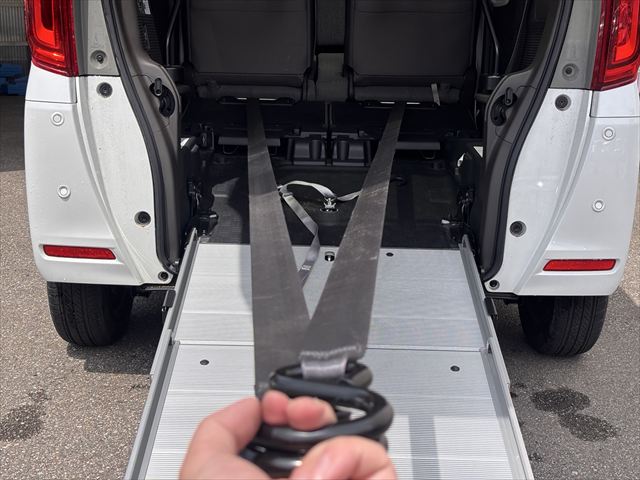N-BOX スロープ L ターボ 4WD