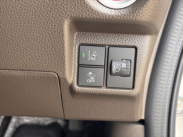 N-BOX スロープ L ターボ 4WD