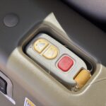 ハイゼットカーゴ スローパー リアシートレス 補助シート付き 4WD