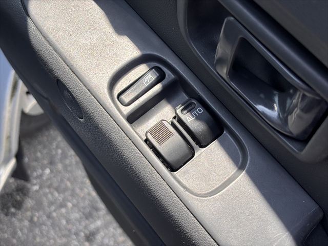 ハイゼットカーゴ スローパー リアシートレス 補助シート付き 4WD