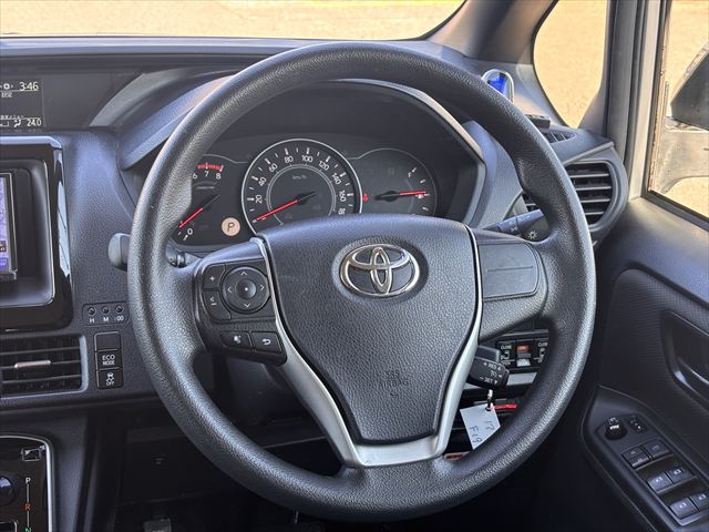 ノア X タイプ1 スロープタイプ 車いす1名 4WD