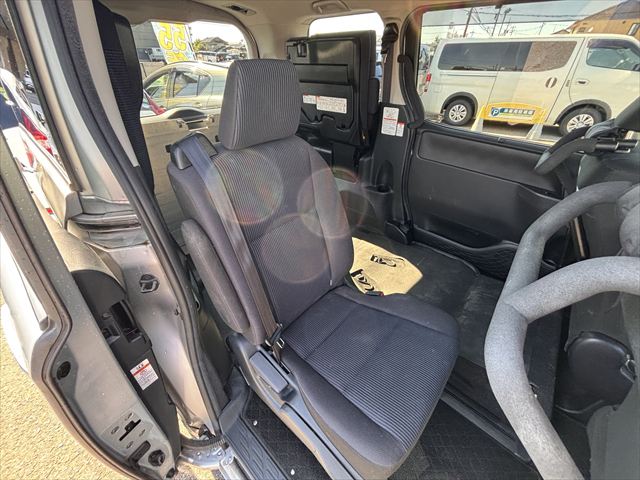 ノア X タイプ1 スロープタイプ 車いす1名 4WD