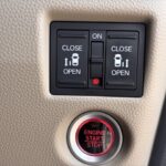 N-BOX Gスロープ Lターボホンダセンシング 4WD