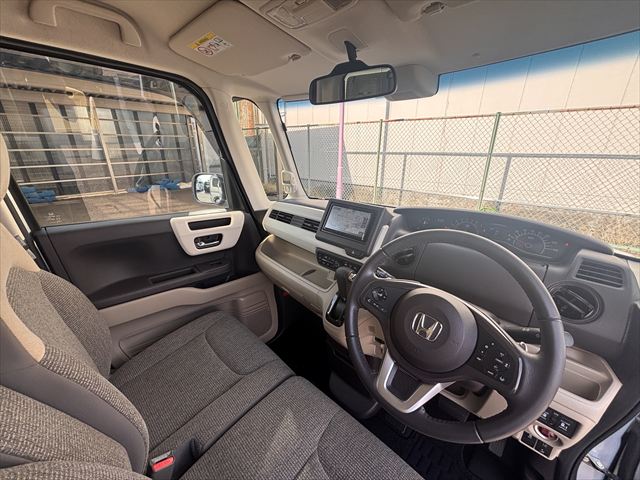 N-BOX Gスロープ Lターボホンダセンシング 4WD