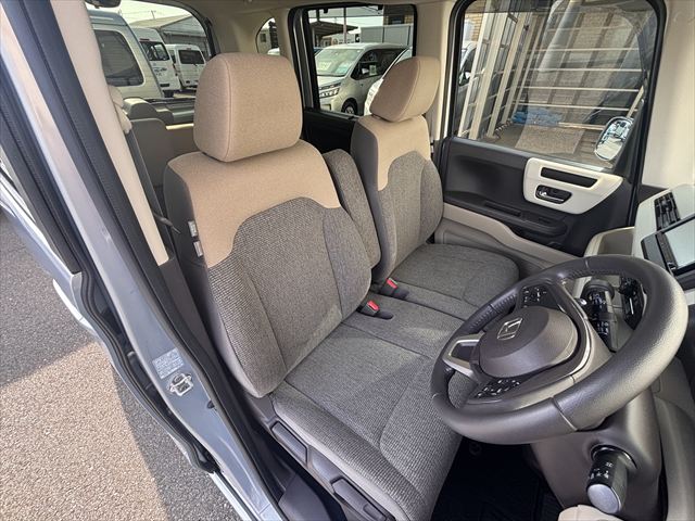 N-BOX Gスロープ Lターボホンダセンシング 4WD