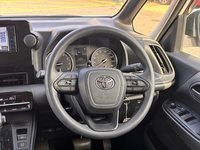 ノア X スロープ タイプ2 4WD (サードシート無し)
