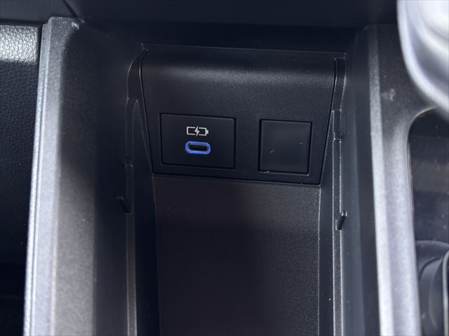 ノア X スロープ タイプ2 4WD (サードシート無し)