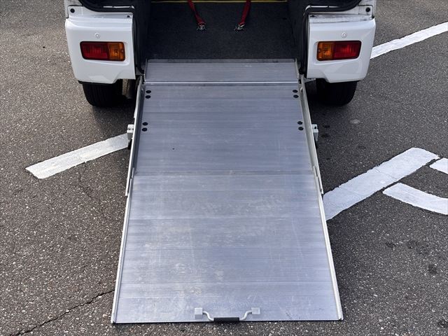 アトレーワゴン スローパー SA3 リアシート付 4WD