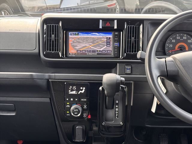 アトレーワゴン スローパー SA3 リアシート付 4WD