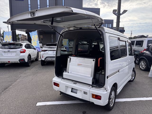 アトレーワゴン スローパー SA3 リアシート付 4WD