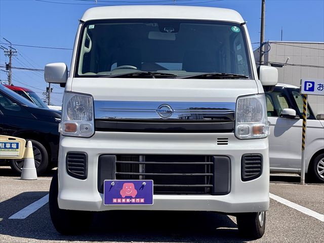 NV100クリッパーリオチェアキャブ 4WD