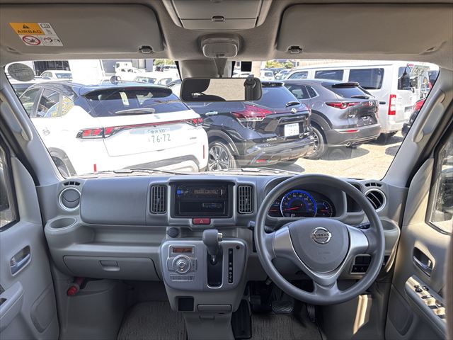 NV100クリッパーリオチェアキャブ 4WD
