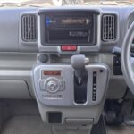 NV100クリッパーリオチェアキャブ 4WD