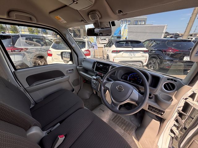 NV100クリッパーリオチェアキャブ 4WD