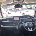 N-BOXカスタム G スロープ ホンダセンシング 4WD