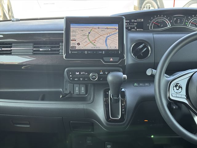 N-BOXカスタム G スロープ ホンダセンシング 4WD