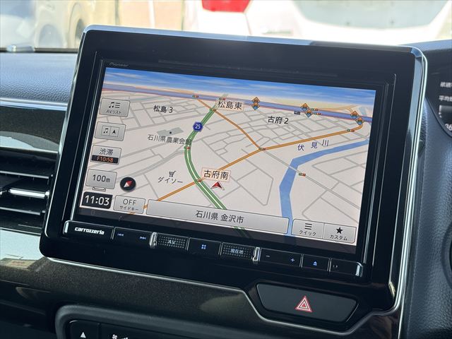 N-BOXカスタム G スロープ ホンダセンシング 4WD