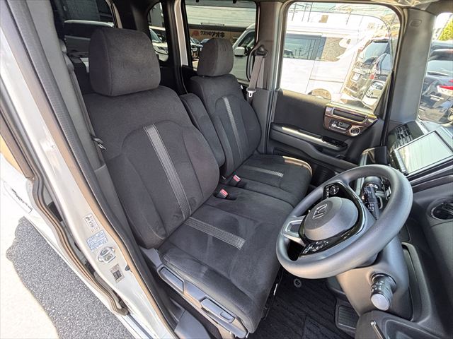 N-BOXカスタム G スロープ ホンダセンシング 4WD