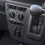ハイゼットカーゴ スローパー 4WD リアシートレス+折り畳み補助シート
