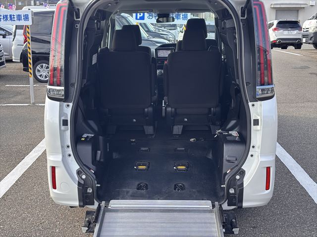ノア X タイプ2 スロープ 4WD