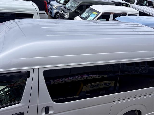 ハイエースバン 車いす仕様車 Bタイプ 車椅子2名 4WD