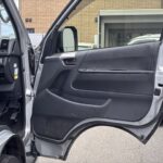ハイエースバン 車いす仕様車 Bタイプ 車椅子2名 4WD
