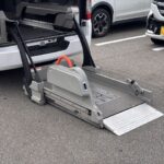 NV350キャラバン チェアキャブリフト 車いす2名 4WD
