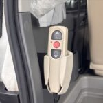 NV350キャラバン チェアキャブリフト 車いす2名 4WD