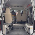 NV350キャラバン チェアキャブリフト 車いす2名 4WD