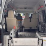 NV350キャラバン チェアキャブリフト 車いす2名 4WD