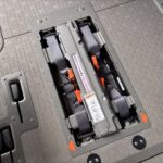 NV350キャラバン チェアキャブリフト 車いす2名 4WD