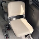 NV350キャラバン チェアキャブリフト 車いす2名 4WD