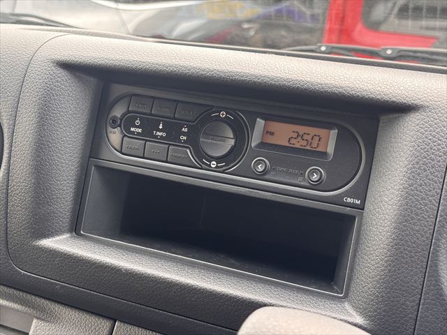 NV350キャラバン チェアキャブリフト 車いす2名 4WD