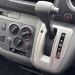 NV350キャラバン チェアキャブリフト 車いす2名 4WD