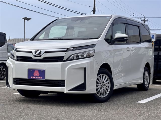 ヴォクシー タイプ1 車いす1名 4WD