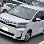 ヴォクシー タイプ1 車いす1名 4WD