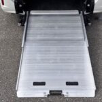 ヴォクシー タイプ1 車いす1名 4WD