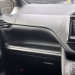 ヴォクシー タイプ1 車いす1名 4WD