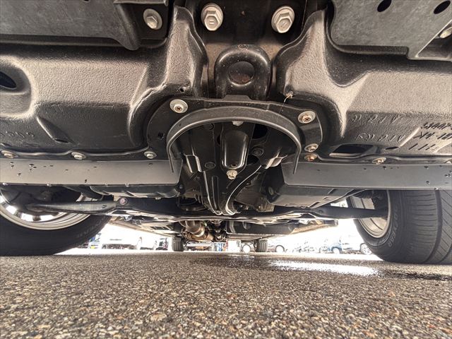 ヴォクシー タイプ1 車いす1名 4WD